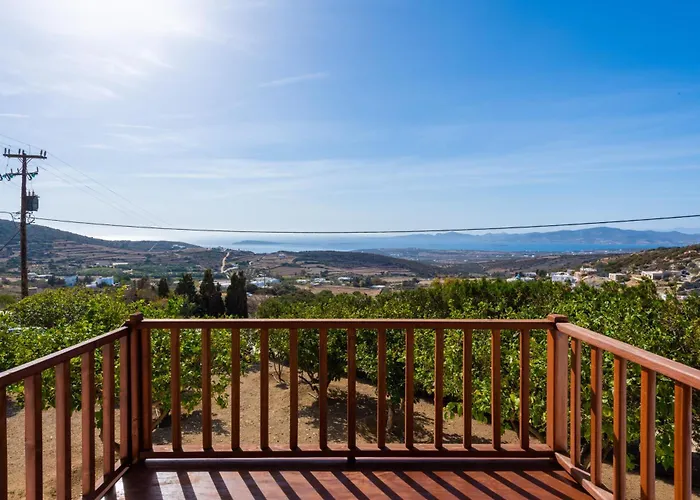 The Eagle's Nest House * Kamari (Paros)