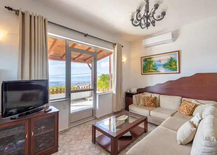 Semesterbostad The Eagle's Nest House *