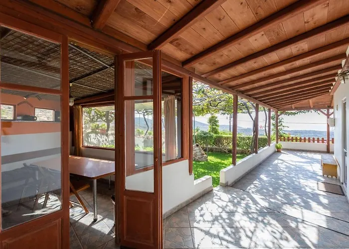 Vakantiehuis The Eagle's Nest House *